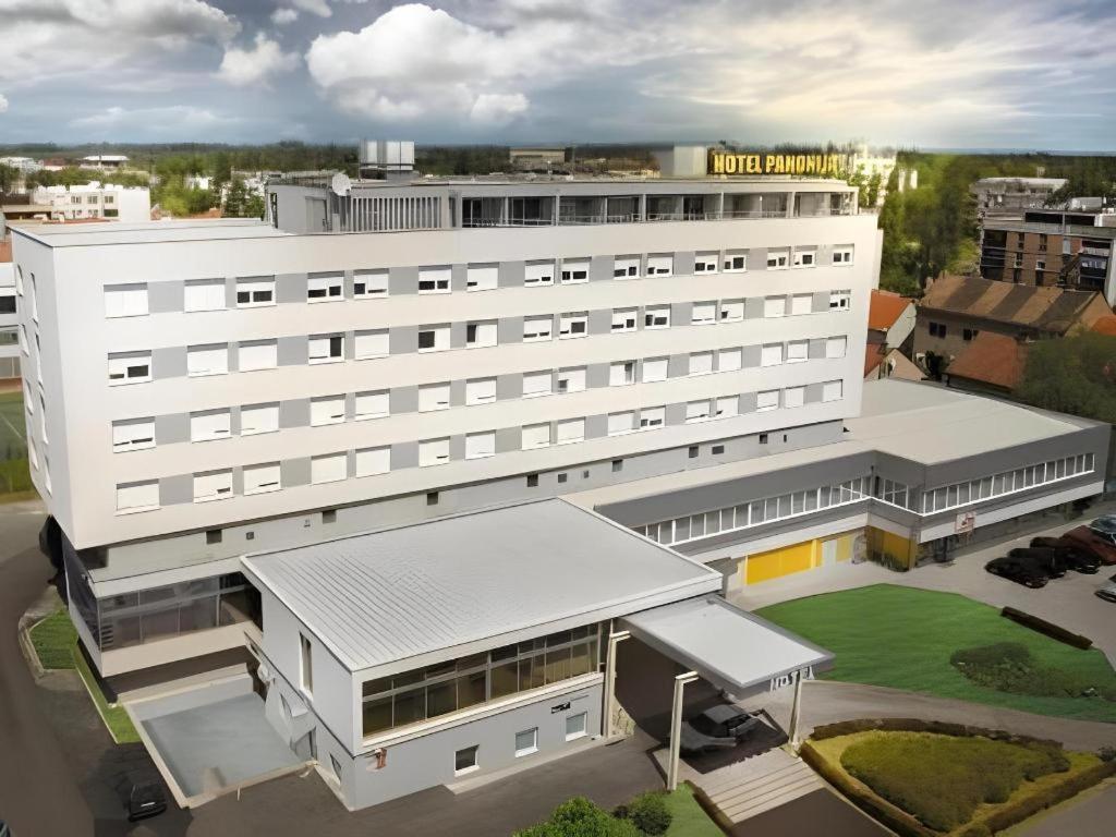 Hotel Panonija Sisak Exterior foto
